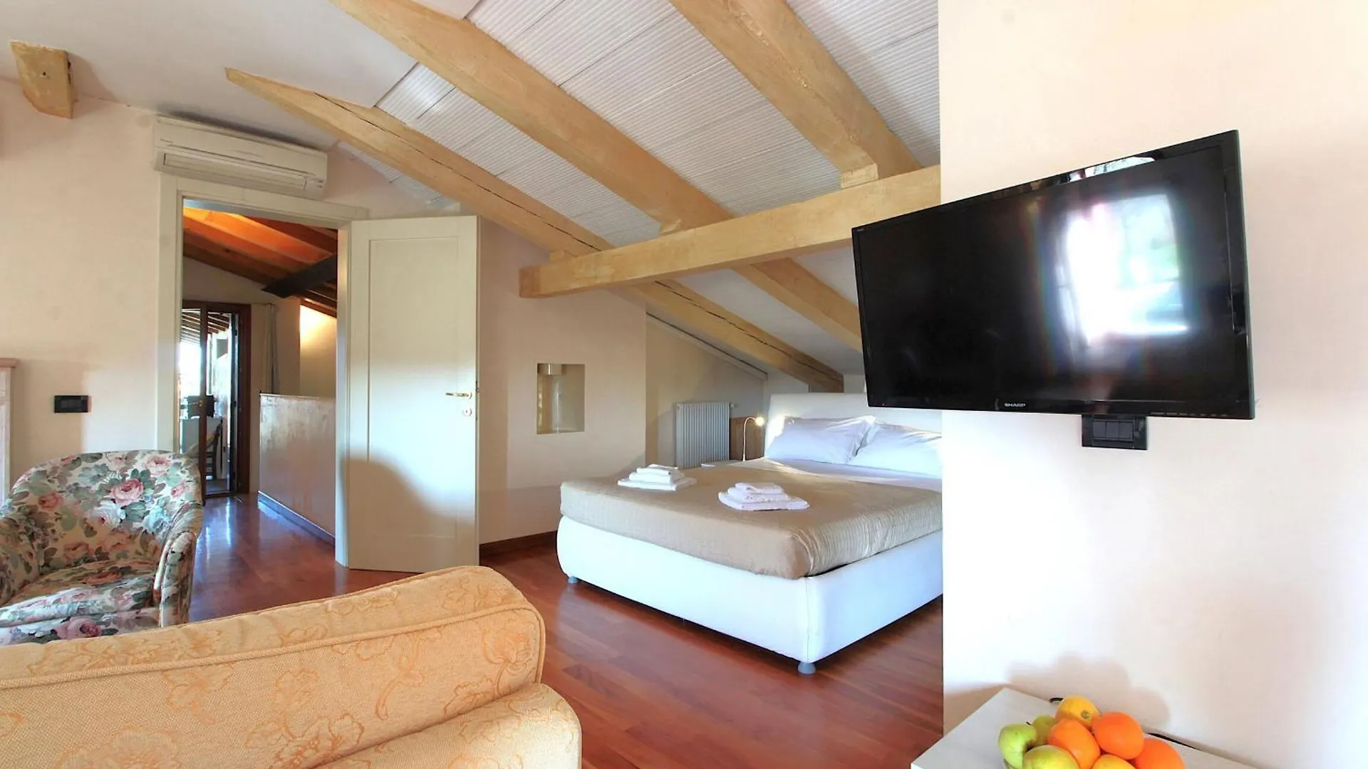 Terrace Apartment, Pool, Garden, Treviso Silea Apartment