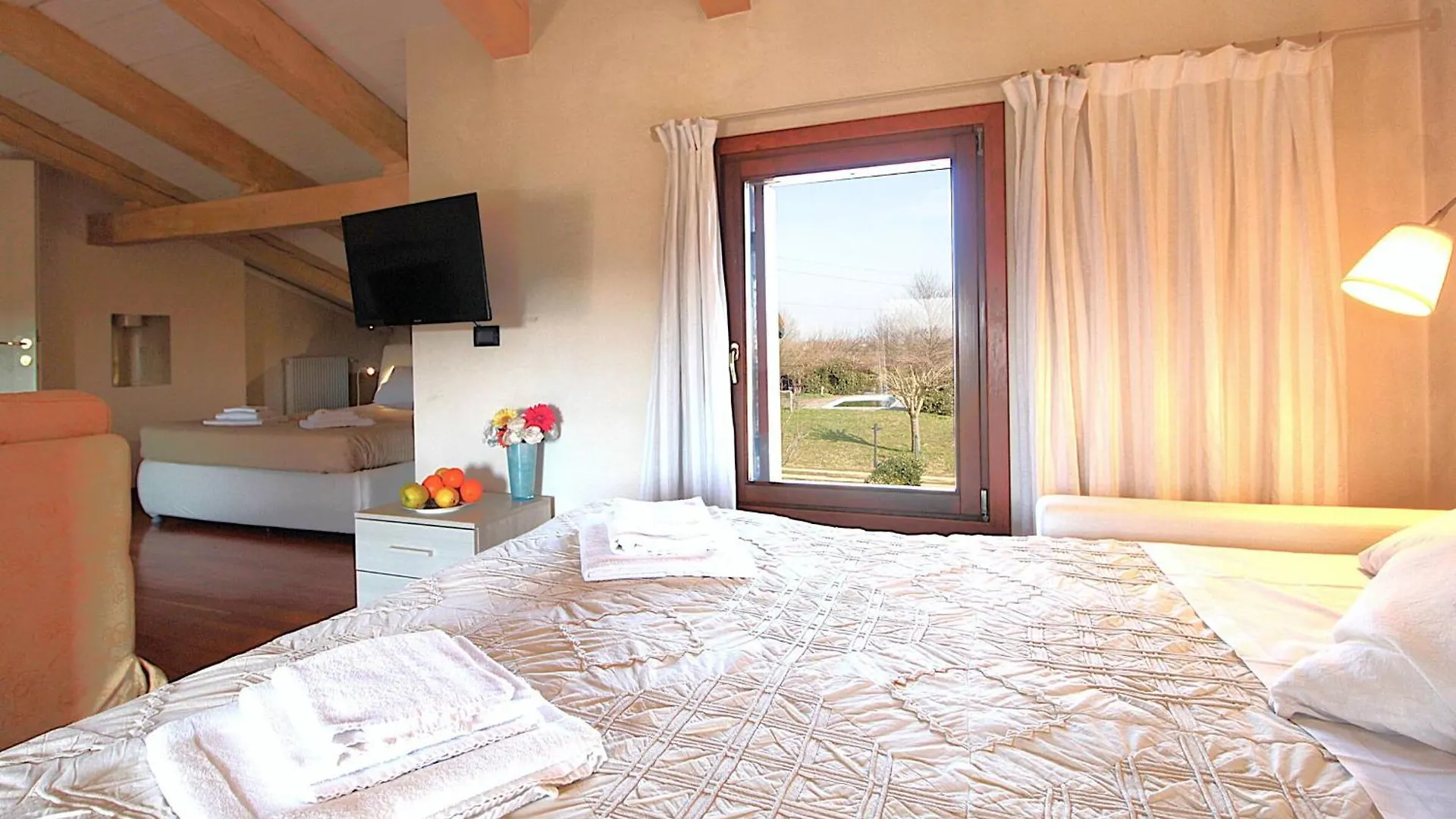 Apartment Terrace Apartment, Pool, Garden, Treviso Silea