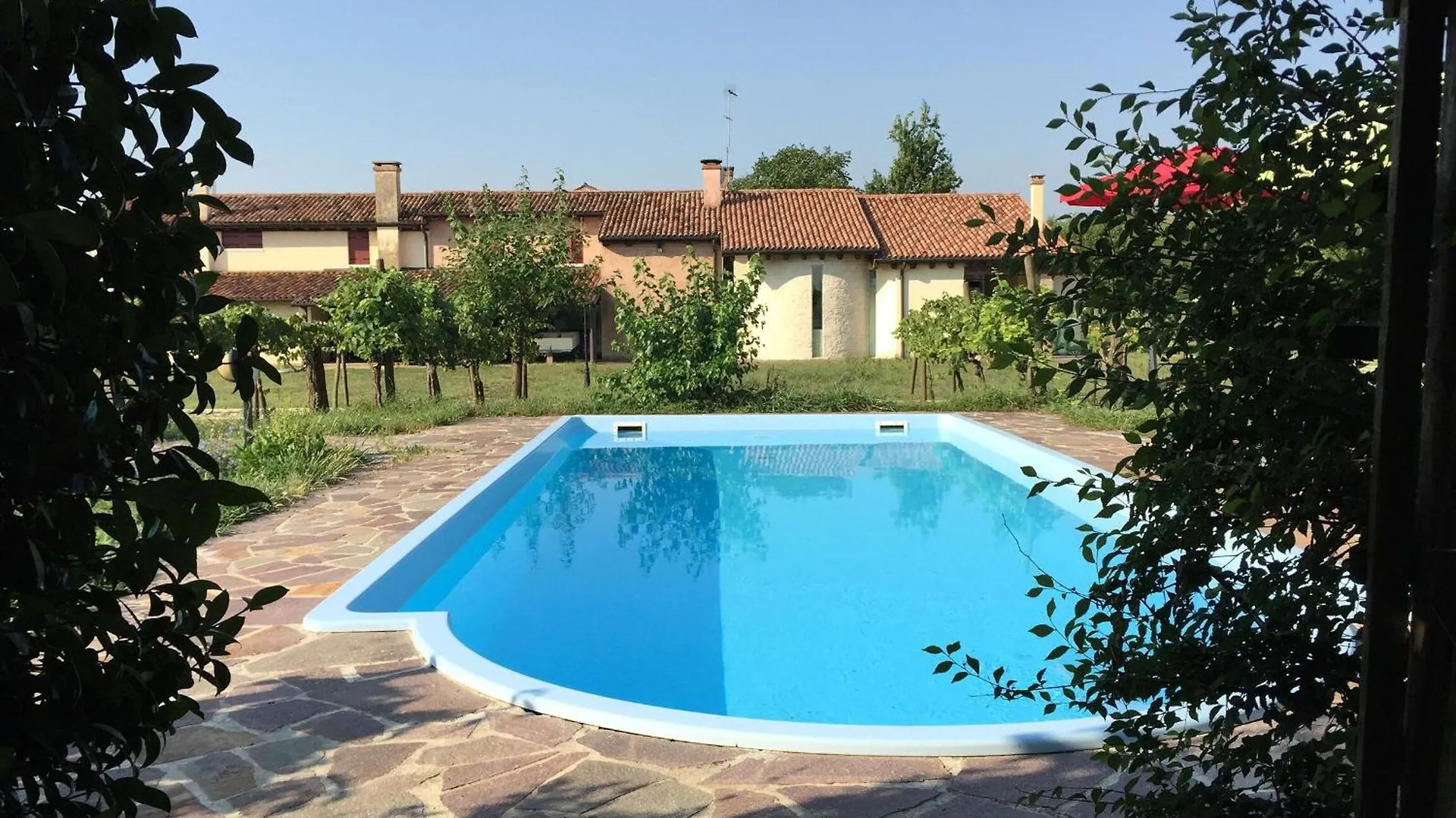 Terrace Apartment, Pool, Garden, Treviso location